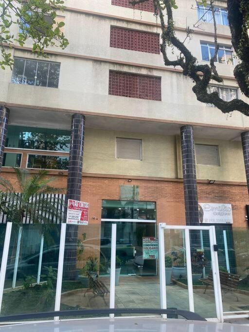 Ap Em Guaruja - 2 Quartos Com Dependencia Exterior foto